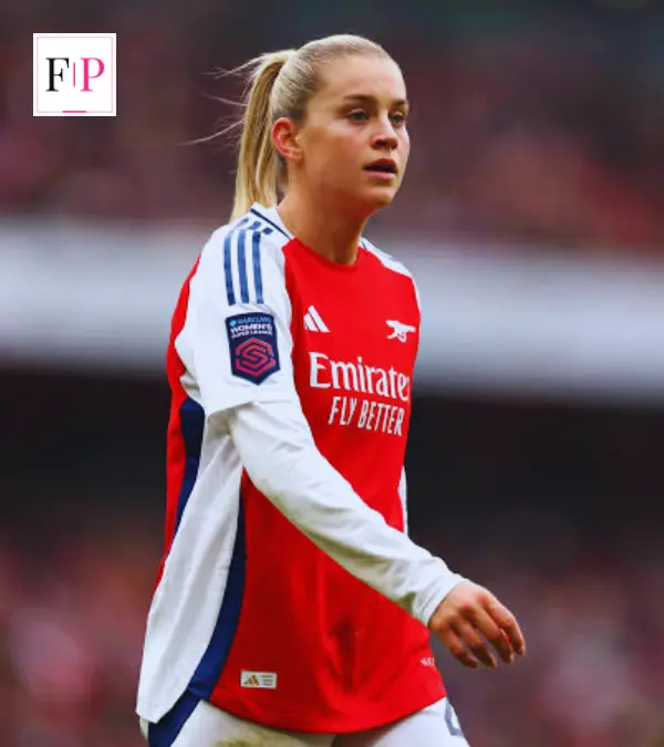 Alessia Russo Brother: Meet Giorgio Russo (7 Facts) Alessia Russo Arsenal forward whose brother appeared on Love Island