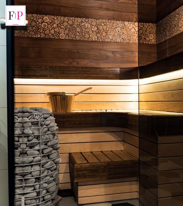 Thermometer in a sauna showing 80–100°C heat for maximum sauna benefits